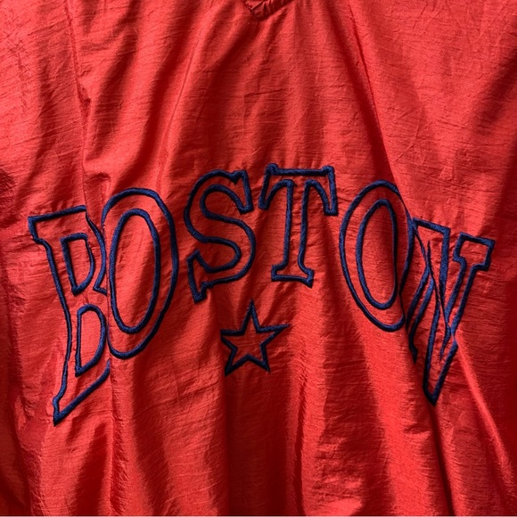 Vintage Boston Sweater ⭐️ - Picture 2 of 4